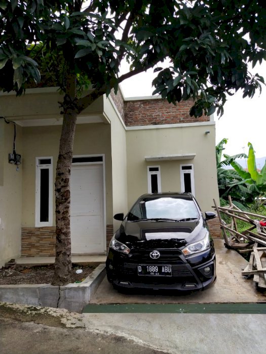 Siap Huni rumah 398 juta Ujung berung Bandung Timur  lantai Granit 