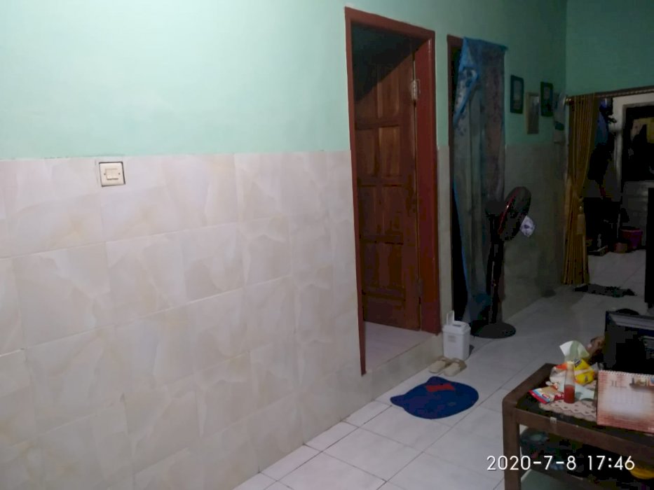 Di jual rumah siap huni di perkampungan