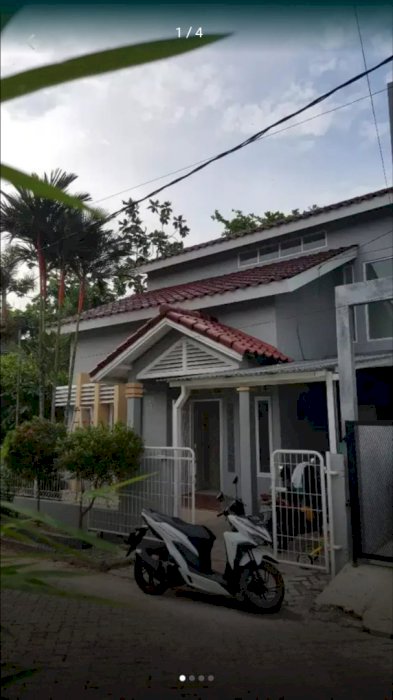 Dijual  rumah  hook super  stategis