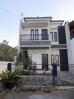 8Dijual Villa 2 lt Jl Abdul Gani Atas Batu SHM LT 130m LB 85m  KT3 KM2
