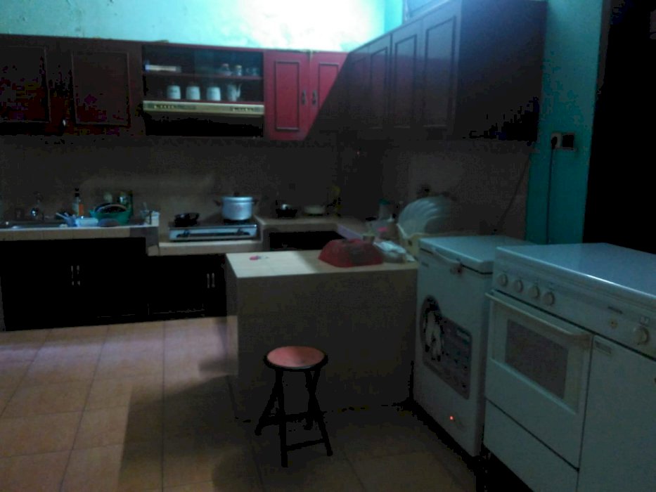 RUMAH 2 LANTAI NOL JALAN MANYAR REJO