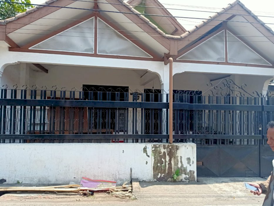 Rumah Secondary Tengah Kota Malang Dekat UB Daerah Bantaran