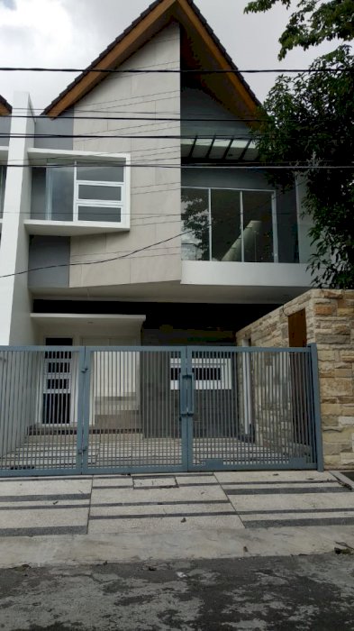 NEW MINIMALIS 2 LANTAI DHARMAHUSADA INDAH