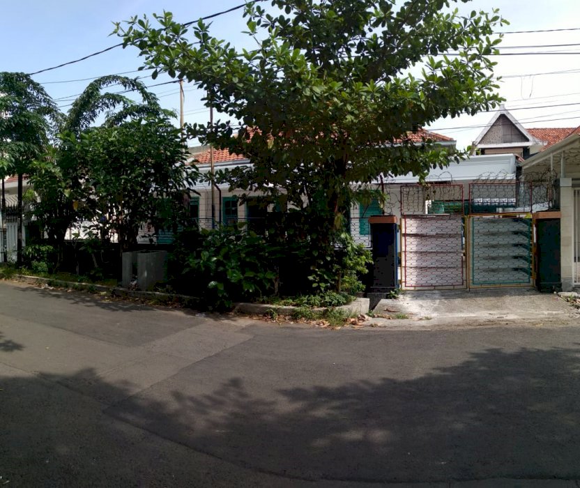 RUMAH SECOND BANGUNAN LAMA JL. TELASIH