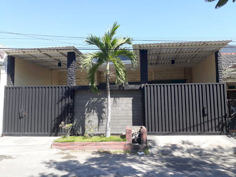 RUMAH BARU RENOVASI NGINDEN INTAN