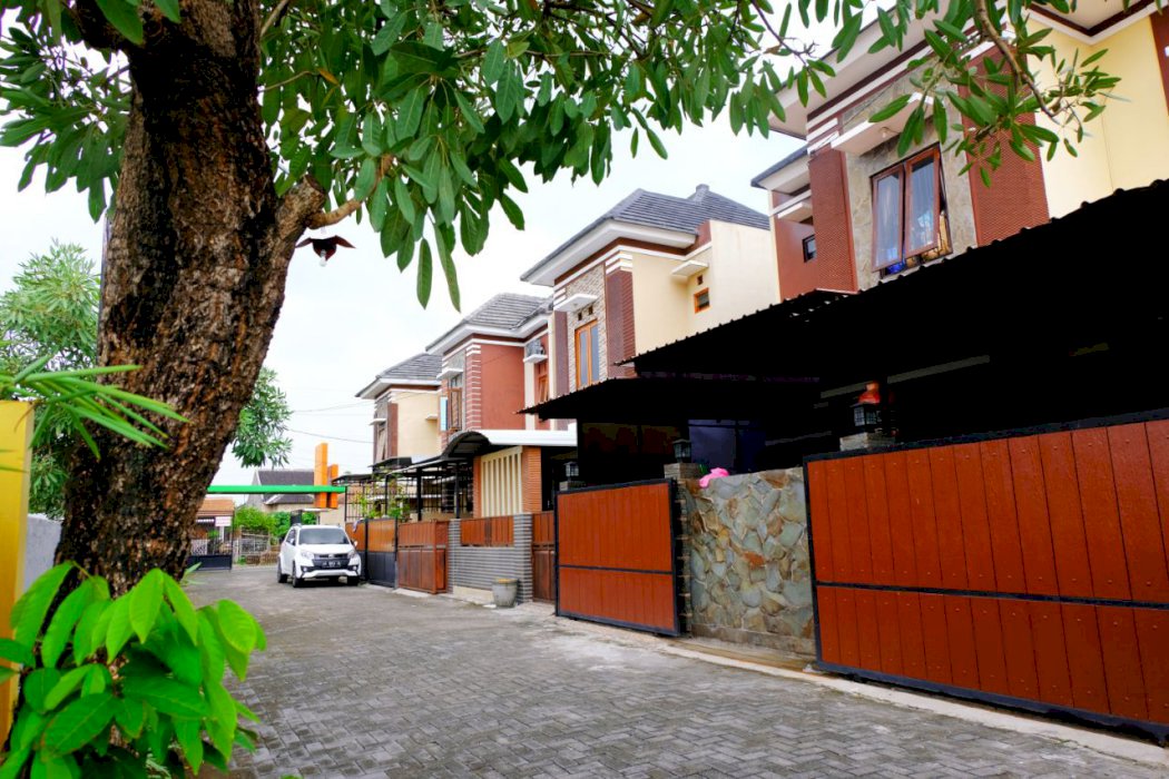 RUMAH MEWAH DI SOLO LOKASI BAGUS