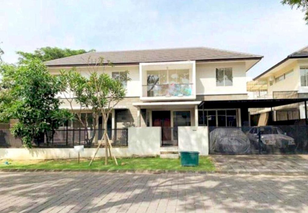 Rumah 2 Lantai Graha Natura Ciamikk Lokasi Nyaman Depan Lebar