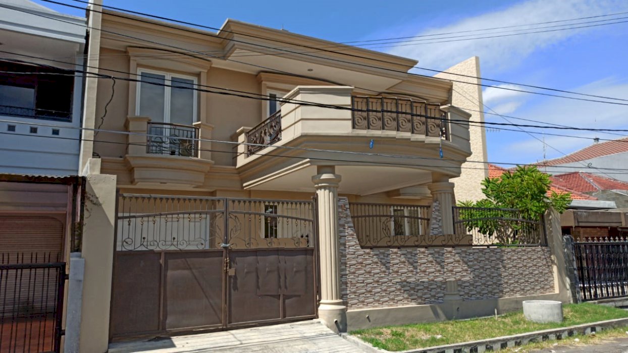 Jual Rumah siap huni Semi Classic di Kertajaya Indah - Surabaya Timur