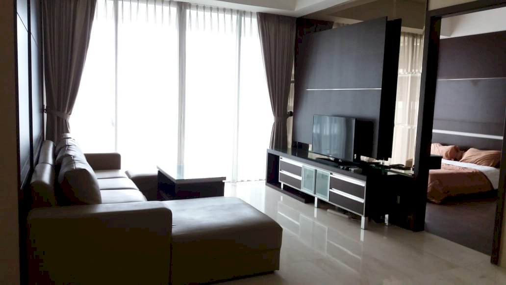 sewa tahunan unit 2 bedrooms Kemang Village
