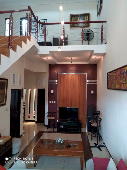 RUMAH SECOND TERAWAT RUNGKUT ASRI