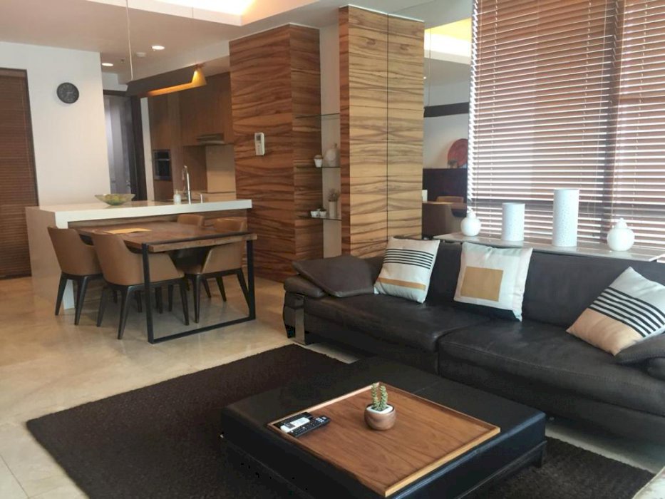 sewa tahunan unit 2 bedrooms Kemang Village