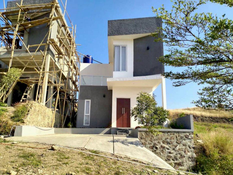 Rumah baru 2 lantai harga 1 lantai di Jatinangor view pegunungan