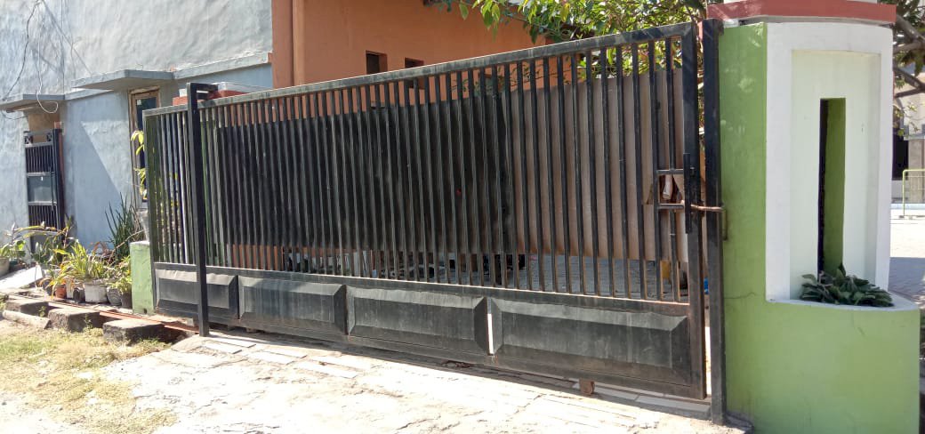 RUMAH SECOND TERAWAT WONOREJO