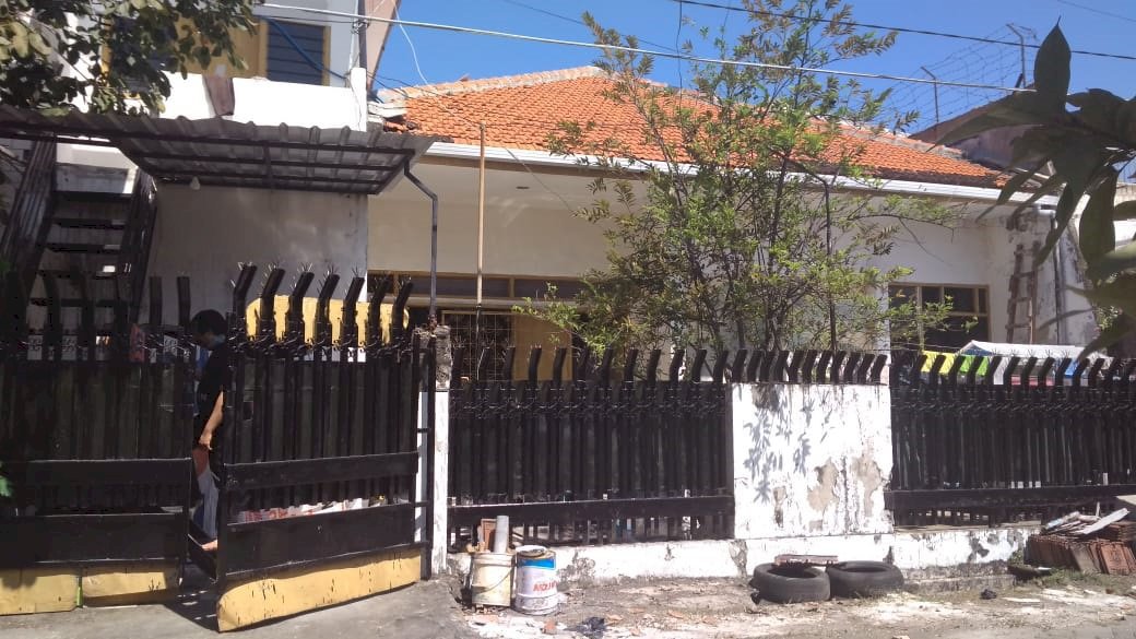 UMAH TAMAN GADING PANTAI SECOND TERAWAT