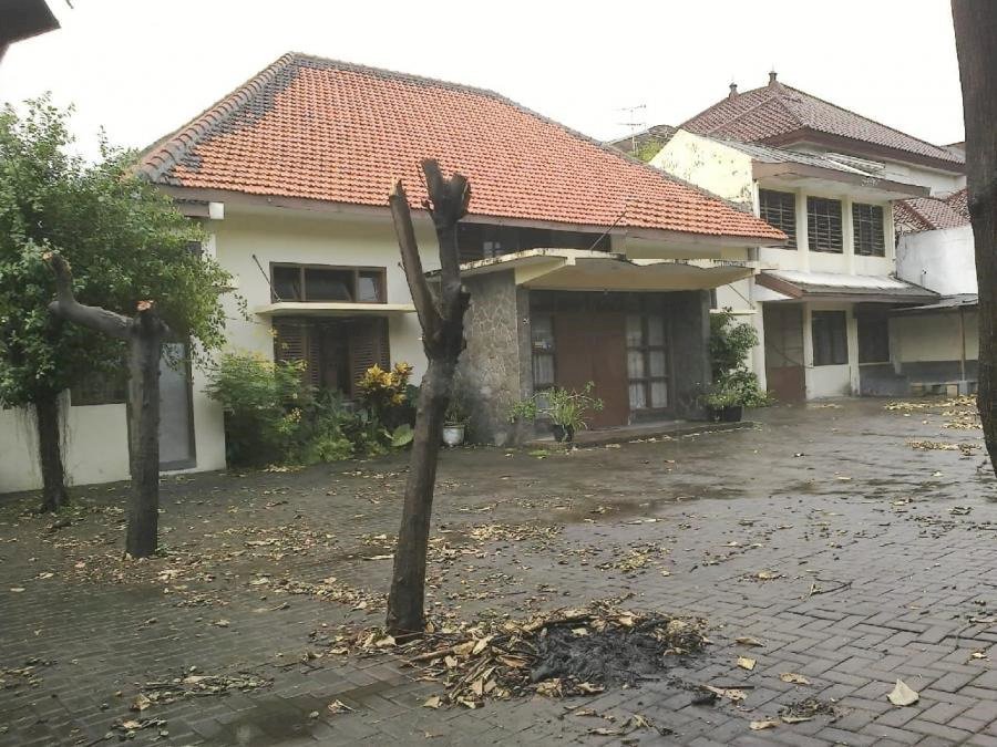 RUMAH BANGUNAN LAMA NOL JALAN RAYA TEGALSARI