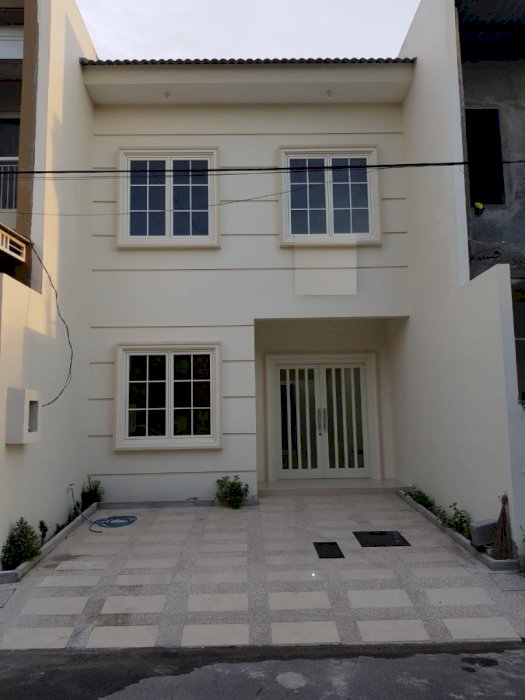 NEW GRESS MINIMALIS PANTAI MENTARI