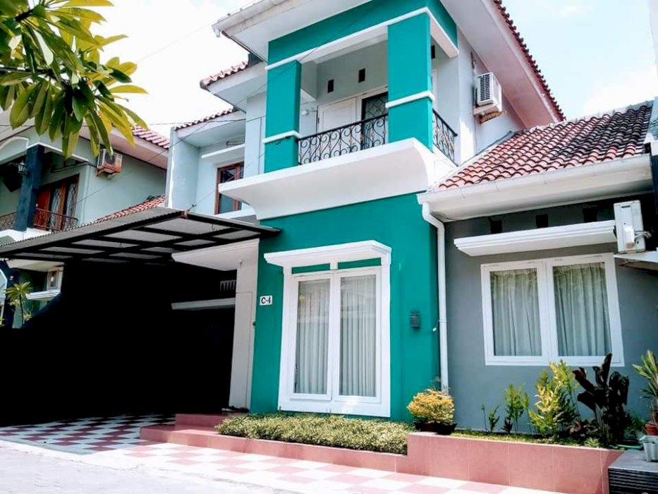 Rumah Aman Asri Dlm Perum Dekat Hotel Hyatt dan Mall JCM