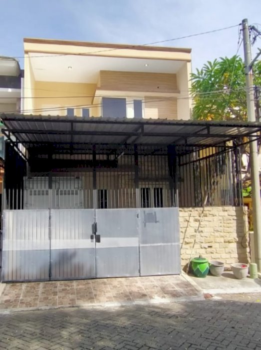 RUMAH 2 LANTAI SECOND TERAWAT PANTAI MENTARI