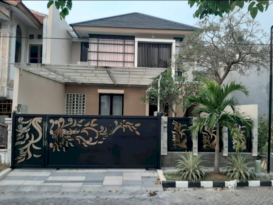 RUMAH 2 LANTAI MINIMALIS PANTAI MENTARI