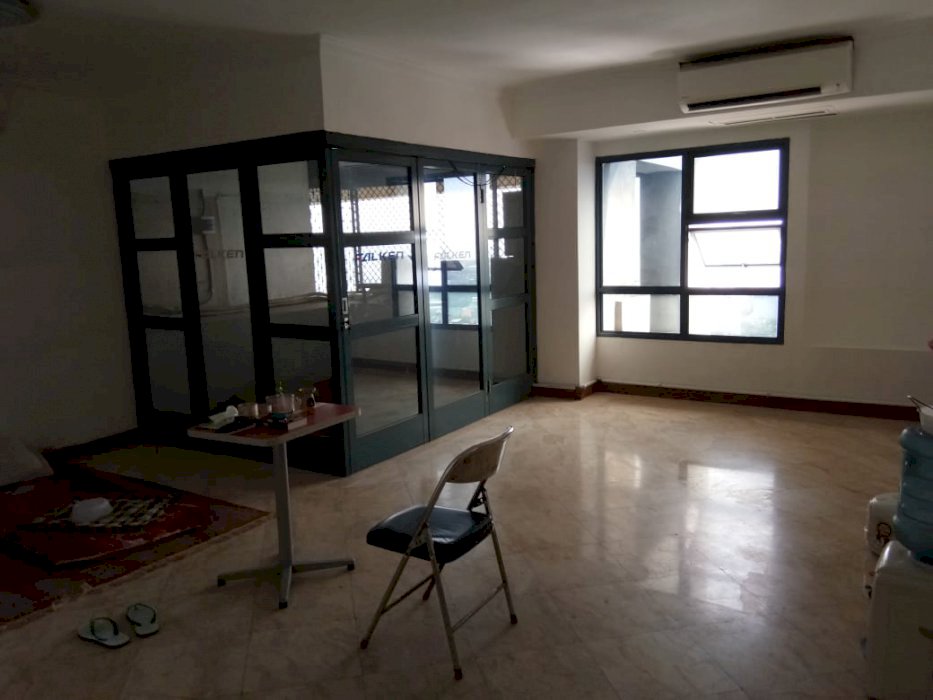 Dijual Apartemen Grand Tropic Non Furnish Murah