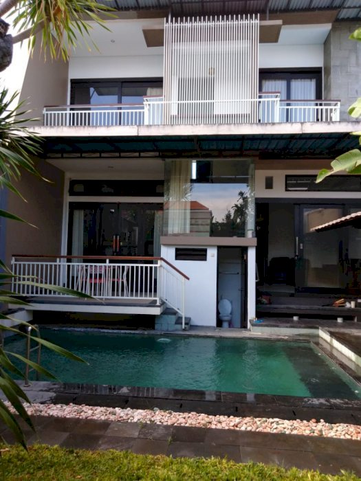 Dijual rumah model villa jl tukad batanghari renon denpasar
