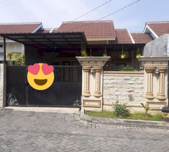 Dijual Rumah di Perum Jade Hamlet 