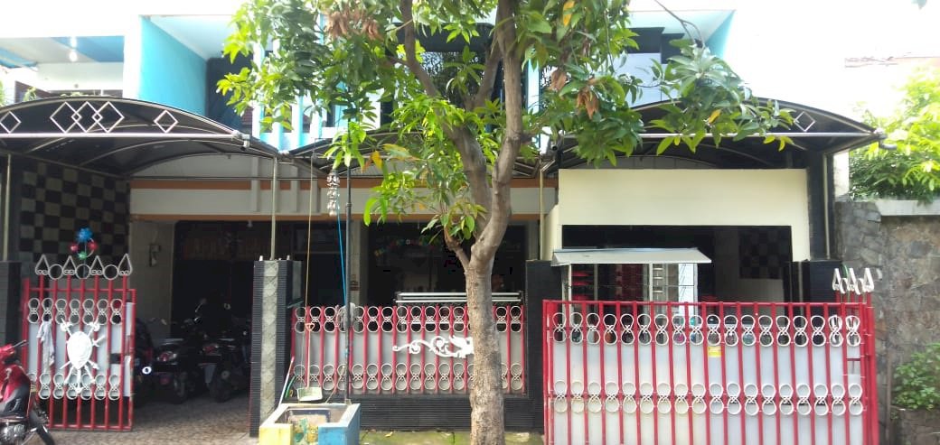 RUMAH PERUM SEMOLOWARU LOKASI STRATEGIS