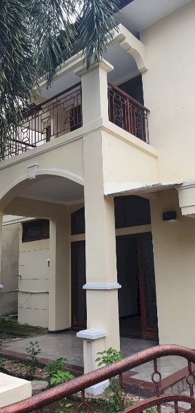 Rumah 2 Lantai Villa Bukit Mas Mediteranian Ciamikk