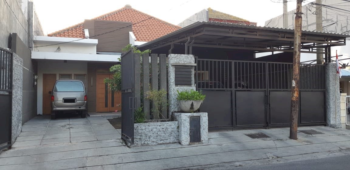 RUMAH + KOST AKTIF MANYAR REJO