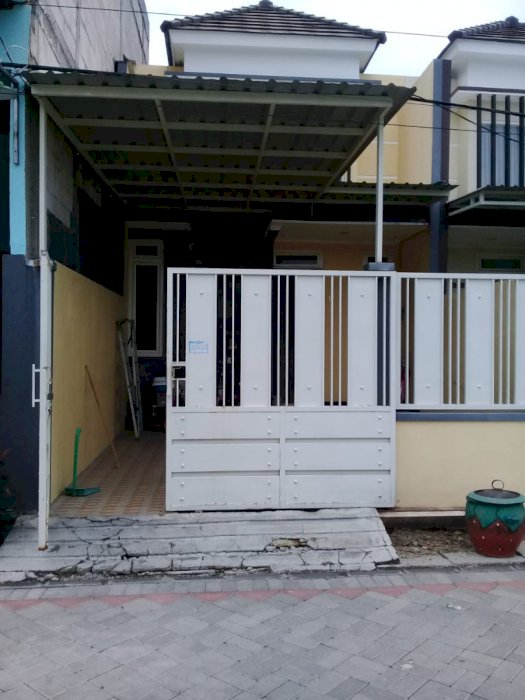 RUMAH FULL RENOVASI TAMBAK MEDOKAN