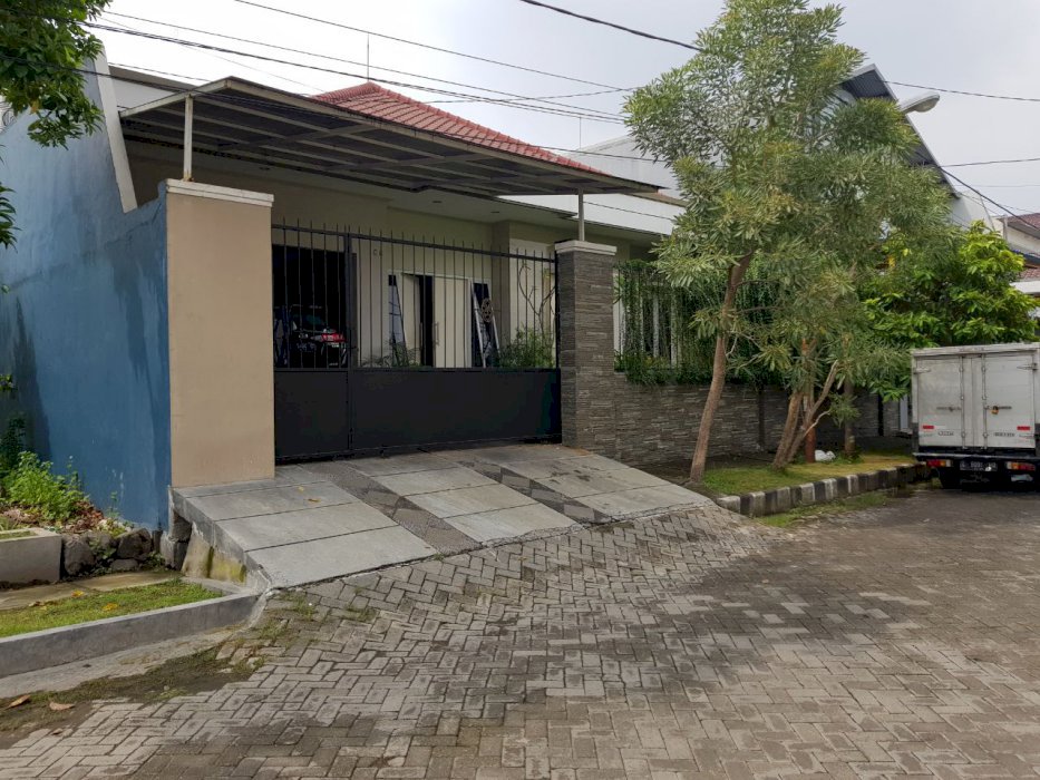 RUMAH SECOND TERAWAT SIAP HUNI KENDANGSARI