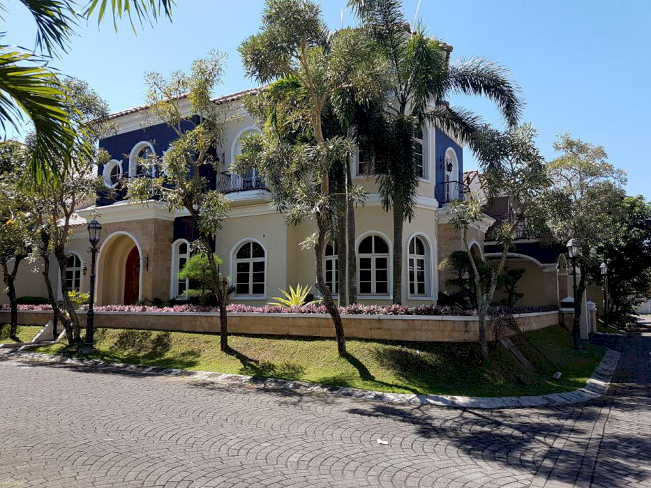 Dijual Rumah di Perumahan Casa Grande