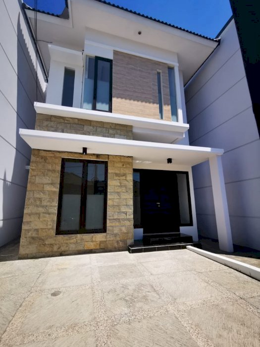 NEW GRESS MINIMALIS 2 LANTAI RUNGKUT ASRI