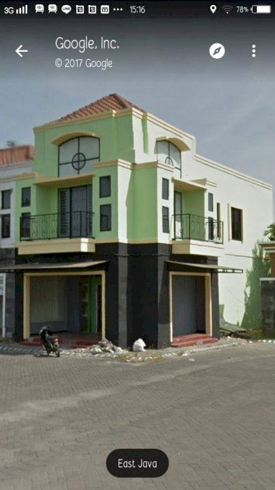 Jual Ruko Strategis pinggir jalan, parkiran luas.