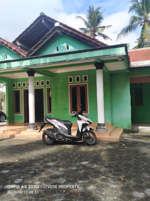 Rumah murah bonus tanah luas