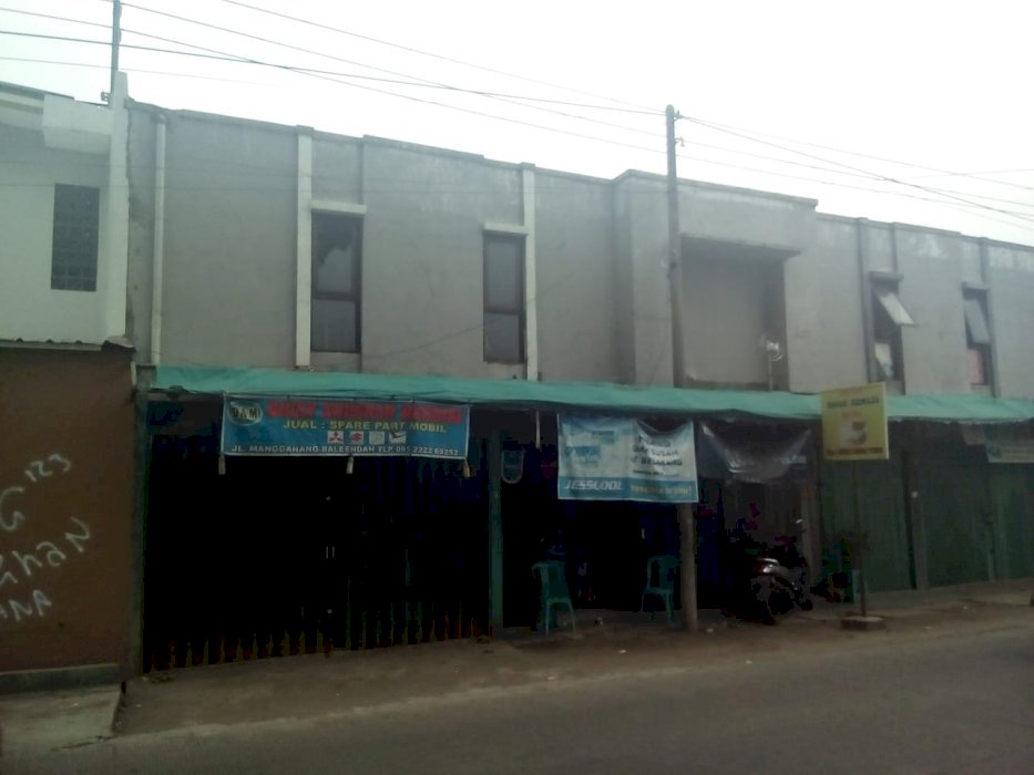 Jual ruko dan kontrakan 8 pintu