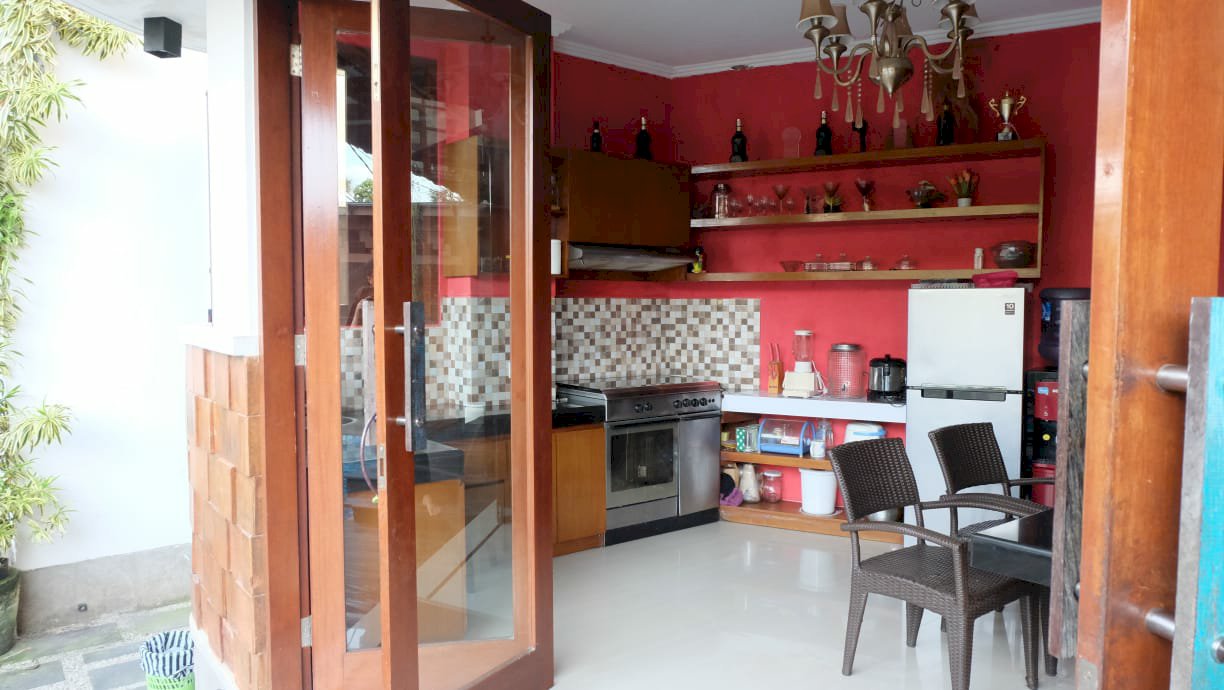 DI JUAL RUMAH KONSEP VILLA DI GN SALAK