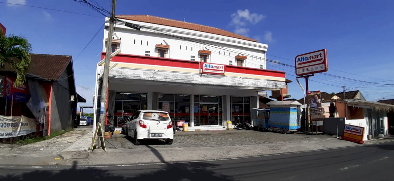 ruko plus guest house di jl kerobokan kuta bali