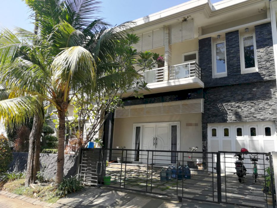 San Diego Pakuwon City LT 270 (15x18) full furnished siap pakai SHM