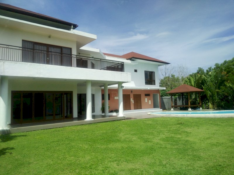 Luxury villa menawan dalam perumahan Pecatu graha Kuta Selatan Bali