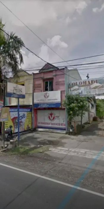 Dijual ruko  dua lantai lokasi strategis