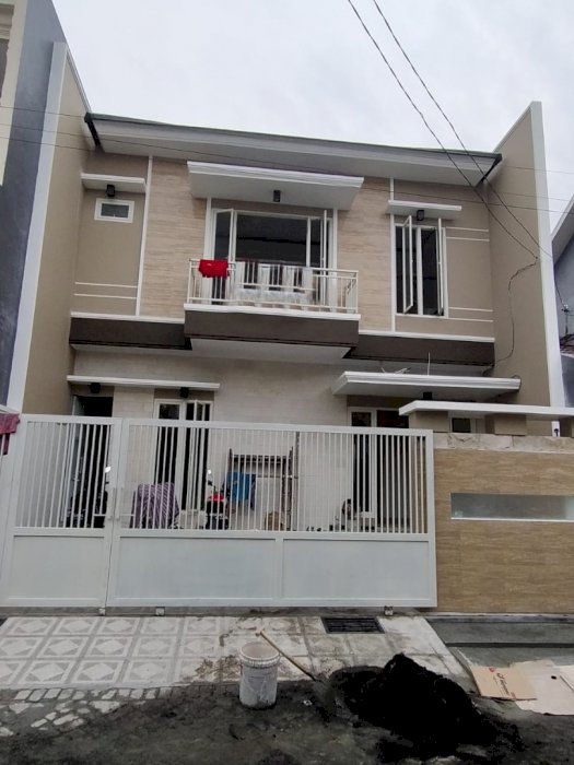 Rumah Baru House 2 Lantai Wisma Mukti Klampis Semolo Timur 