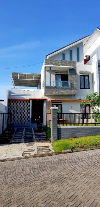 Rumah Cantik View Menarik Tamansari Hills