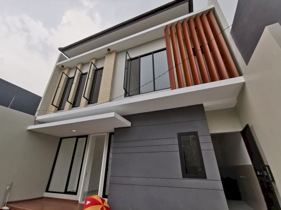 Rumah Baru - SHM,New Minimalis,Strategis,Dekat Kampus, Merr, Galaxy