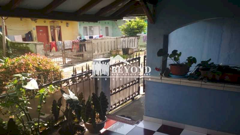 Dijual Rumah daerah Gading Tutuka Ciluncat Cangkuang