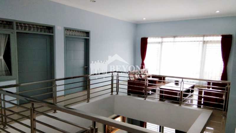 Disewa rumah Cantik daerah Srimolek