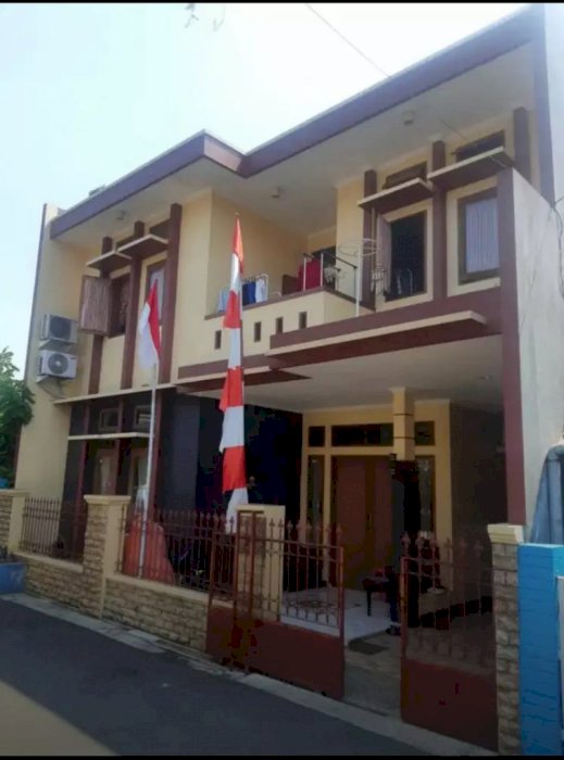 Rumah 2 lanatai siap huni, mekarsari, Cimanggis, Depok