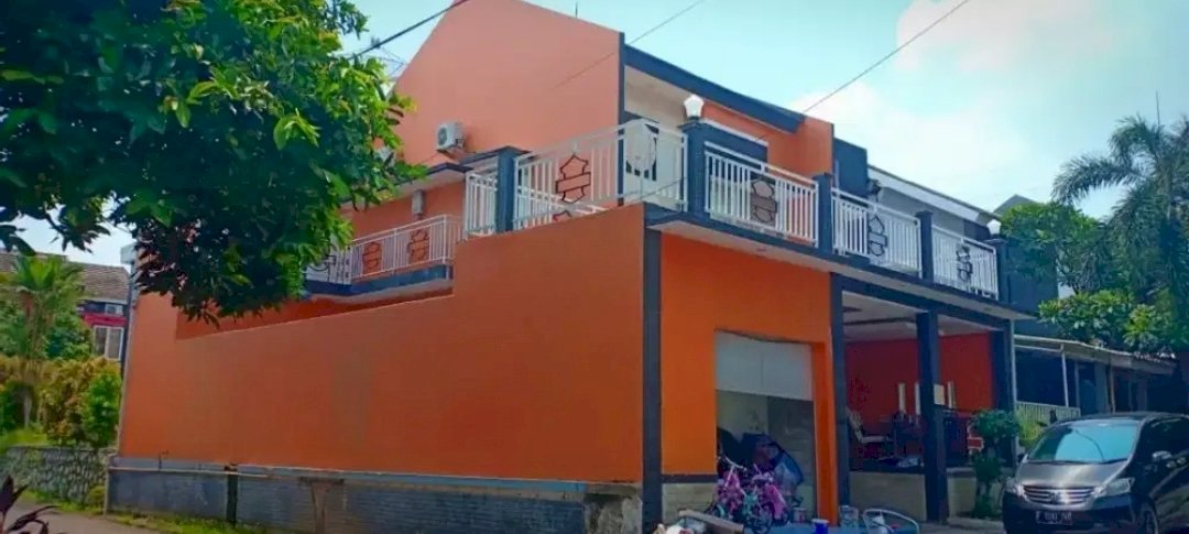 Dijual Rumah Komplek Hook SwimPool diSentul JawaBarat