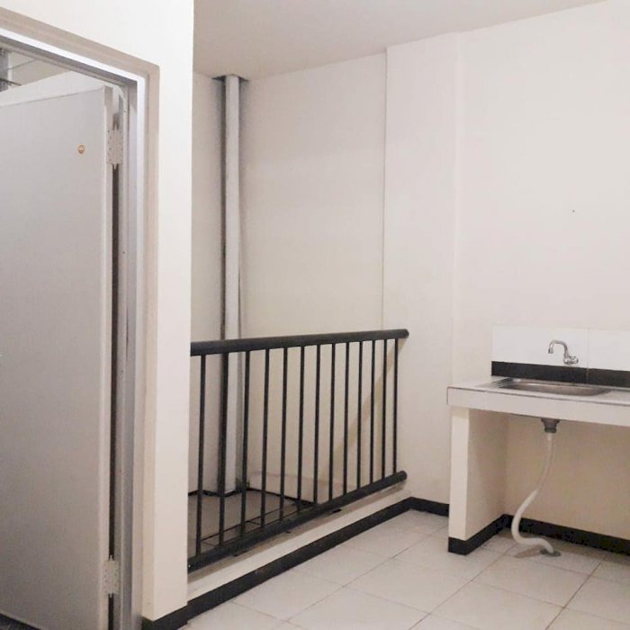 Ruko 3 lantai rungkut madya dijual