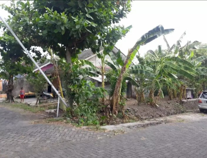 Tanah Hook Bukit Sendangmulyo